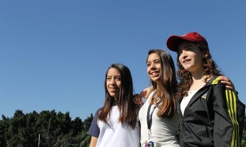 Los-estudiantes-aprenden-a-ver-el-mundo 
